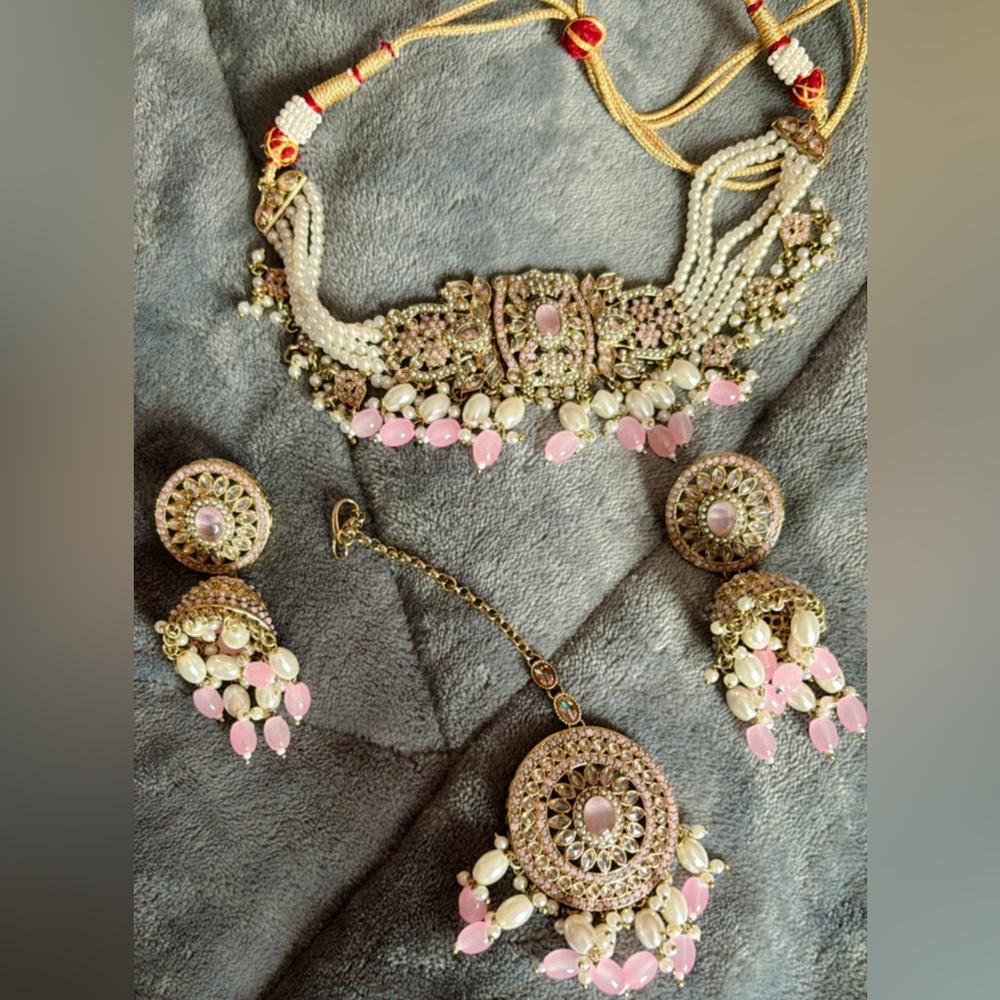 Indian Pakistani Pink Set with earrings and tikka
